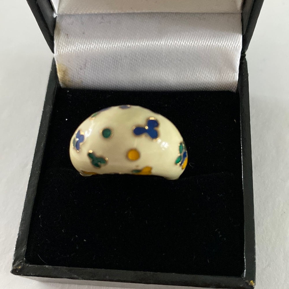 Vintage Ciner design women ring size 5
